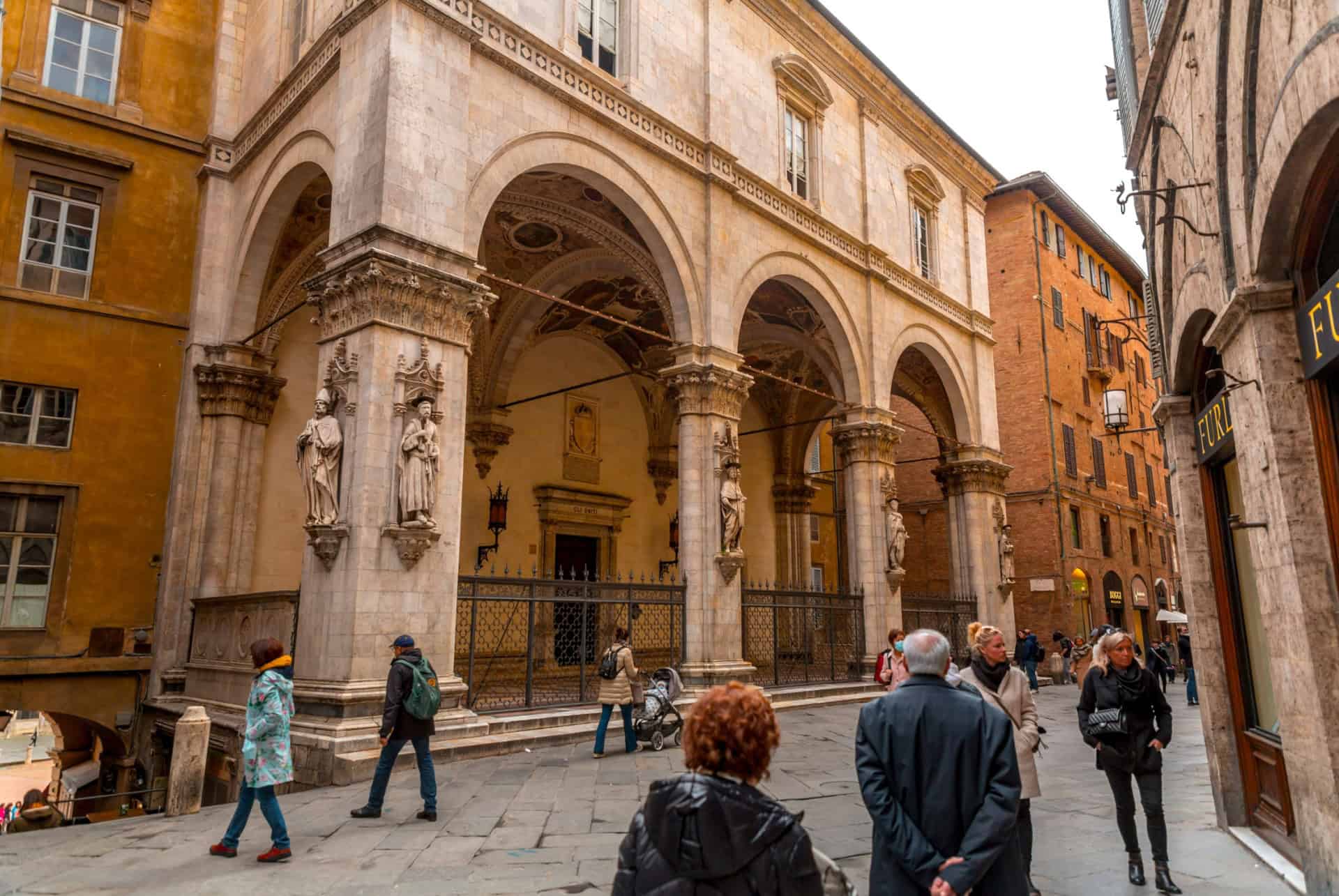 loggia della mercanzia loggia della mercanzia