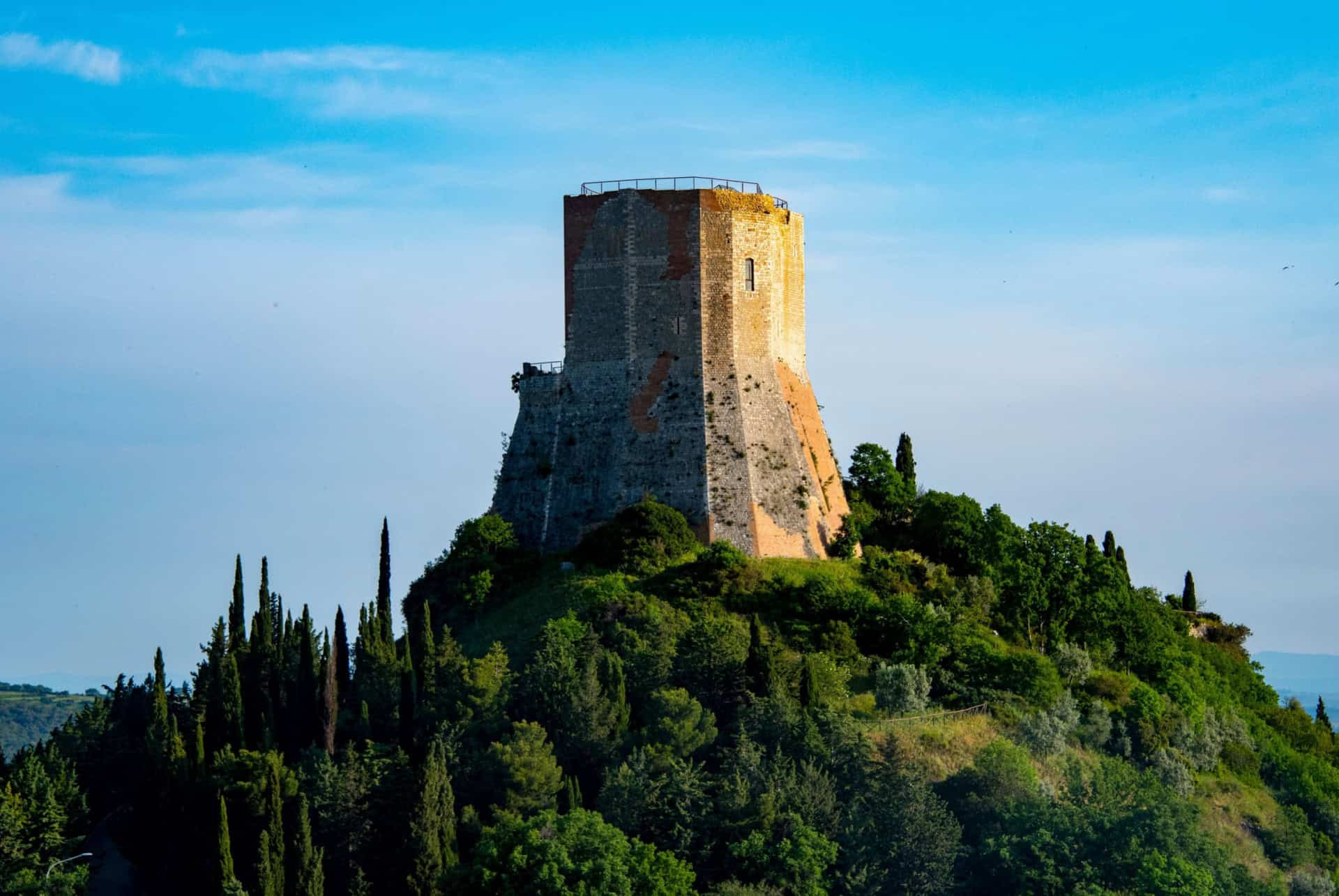 forteresse tentennano val dorcia forteresse tentennano val dorcia