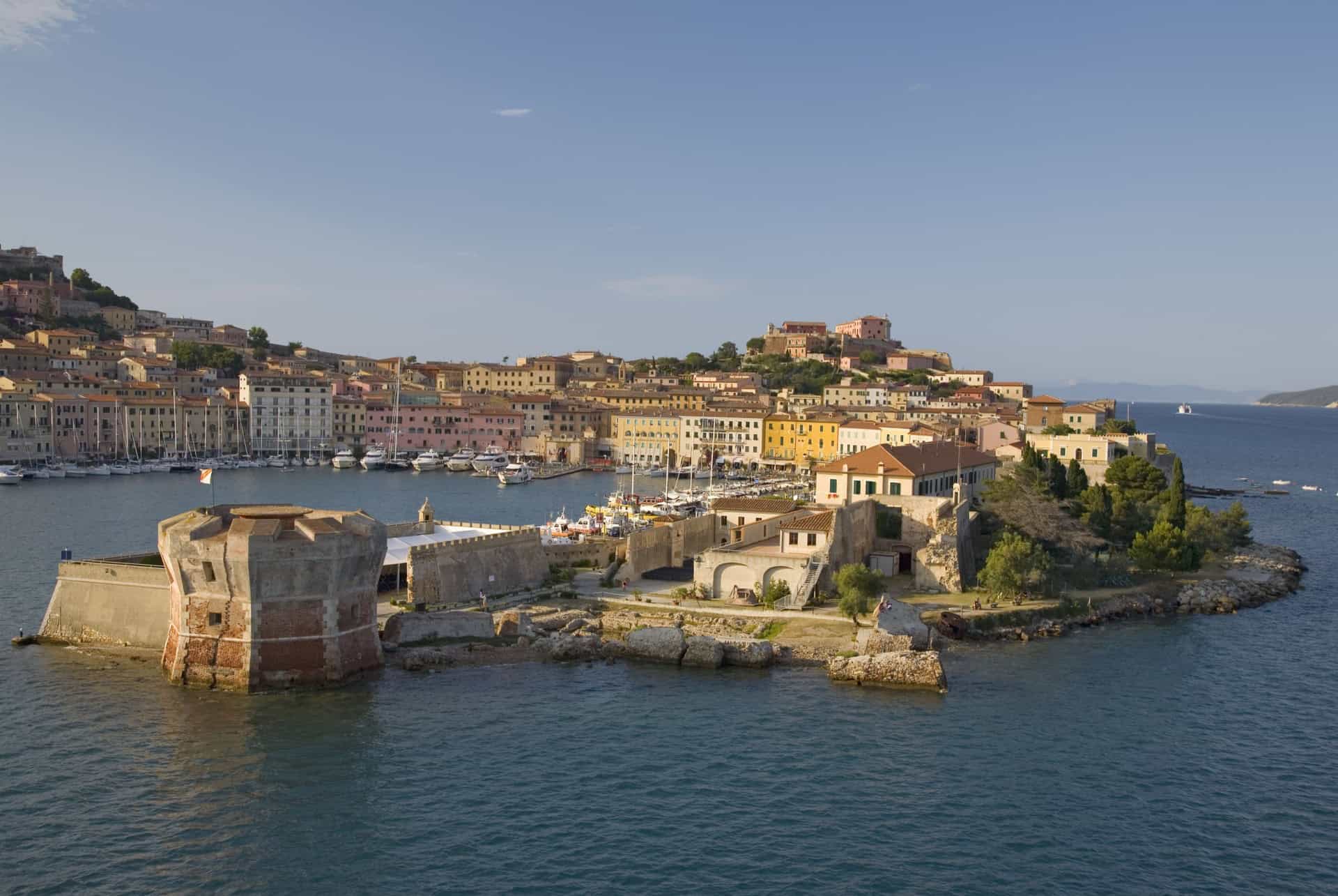 portofferaio ou dormir sur lile delbe