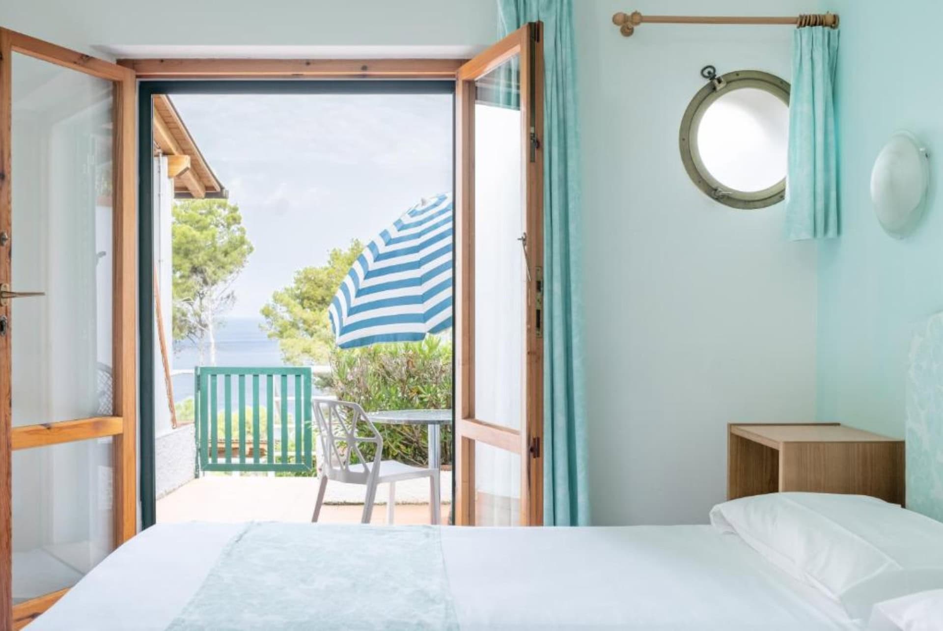 hotel paradiso